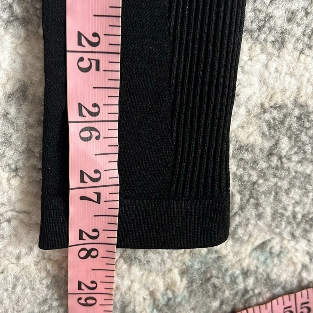 Lululemon black leggings